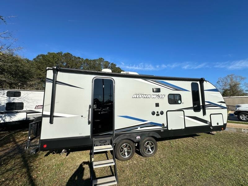 Forest River Alpha Wolf  2021