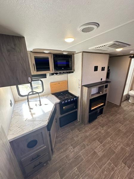 Forest River Alpha Wolf  2021