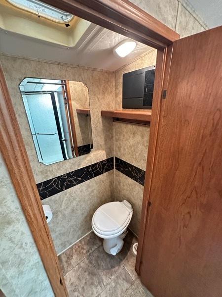 Keystone RV Montana  2012