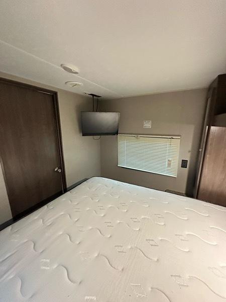 Keystone RV Hideout  2018