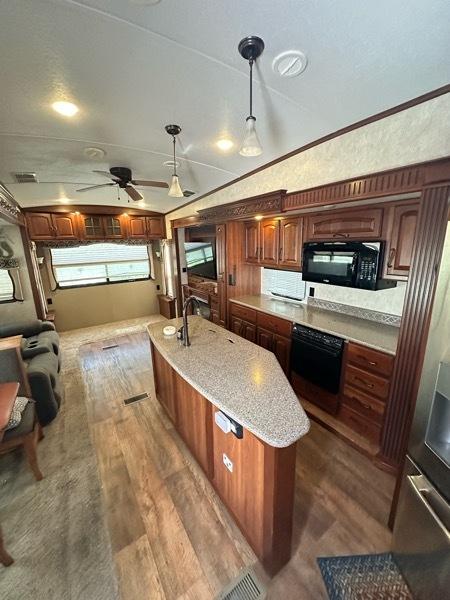 Keystone RV Montana  2015