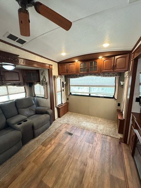 Keystone RV Montana  2015