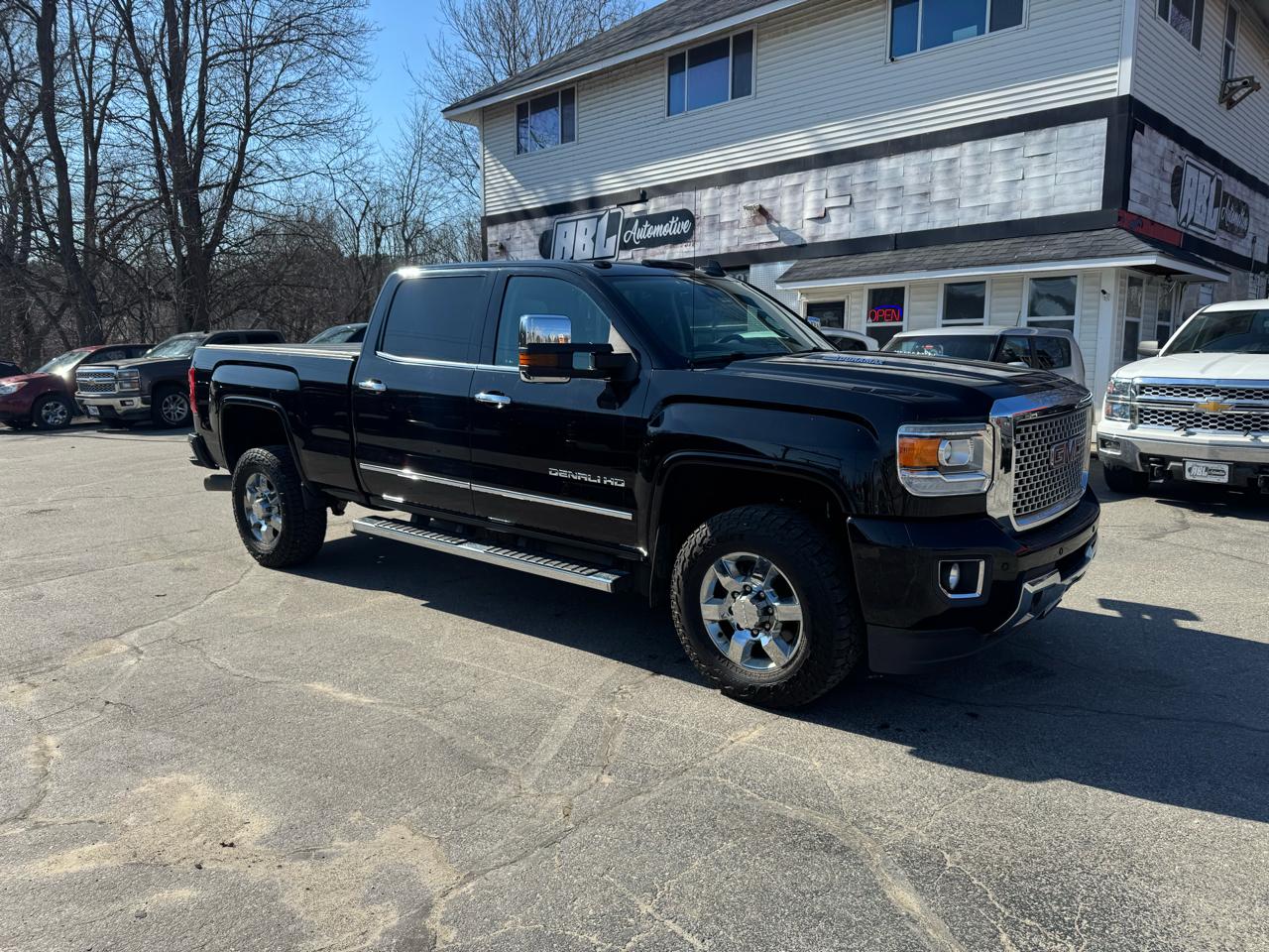 GMC Sierra 2500HD 4WD Crew Cab 153.7" Denali 2016