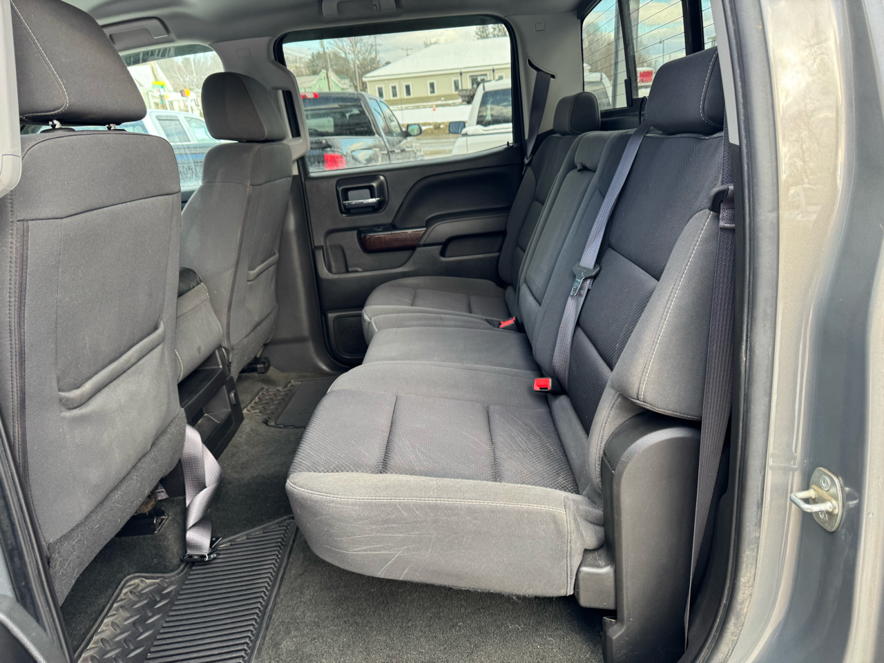 GMC Sierra 1500 4WD Crew Cab 143.5" SLE 2017