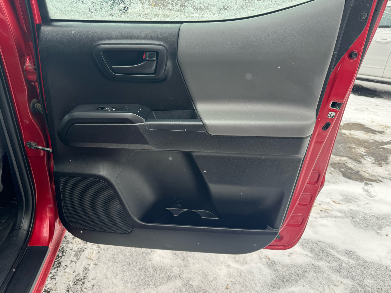 Toyota Tacoma SR Double Cab 5' Bed V6 4x4 AT (Natl) 2018