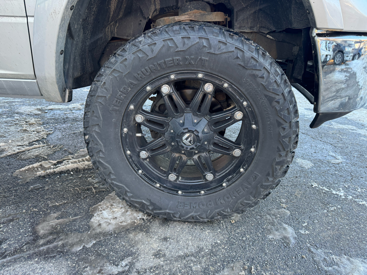 RAM 1500 4WD Crew Cab 140.5" Laramie 2016