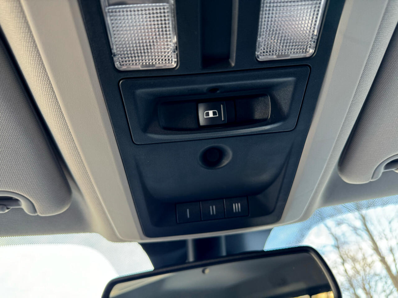 RAM 1500 4WD Quad Cab 140.5" Big Horn 2015