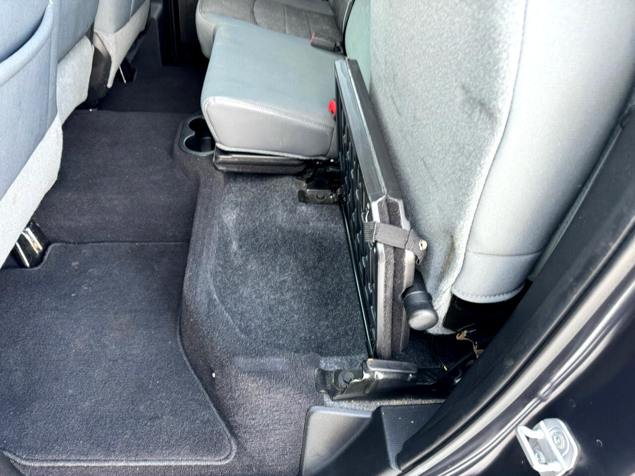 RAM 1500 4WD Quad Cab 140.5" Big Horn 2015