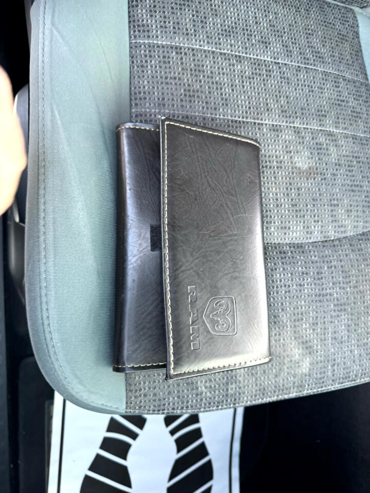 RAM 1500 4WD Quad Cab 140.5" Big Horn 2015