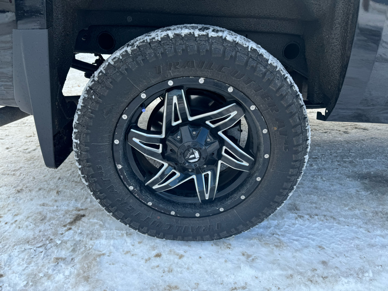 Chevrolet Silverado 1500 4WD Double Cab 143.5" LT w/2LT 2018