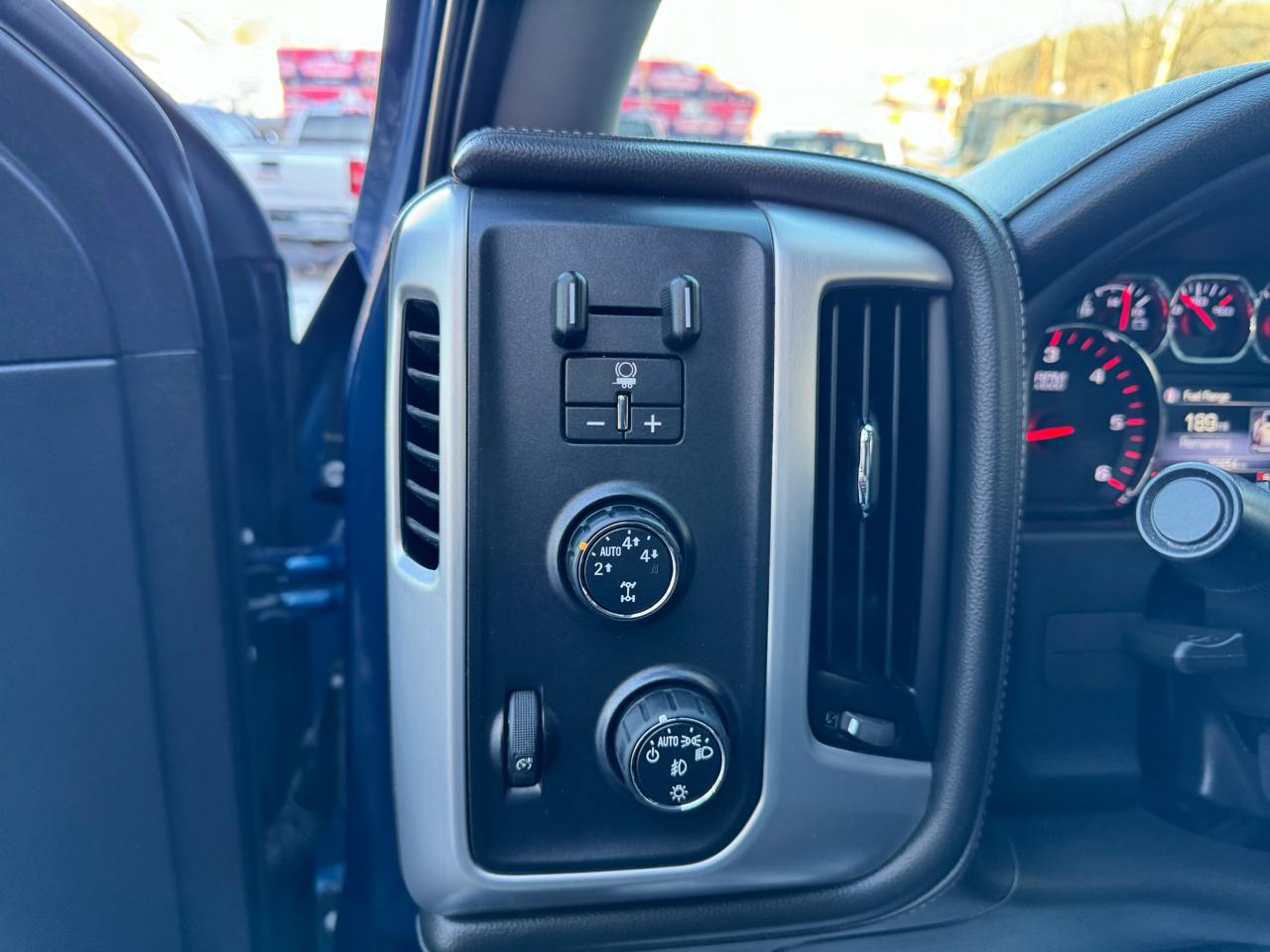 GMC Sierra 1500 4WD Double Cab 143.5" SLT 2016