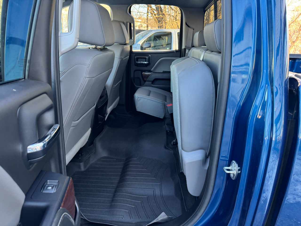 GMC Sierra 1500 4WD Double Cab 143.5" SLT 2016