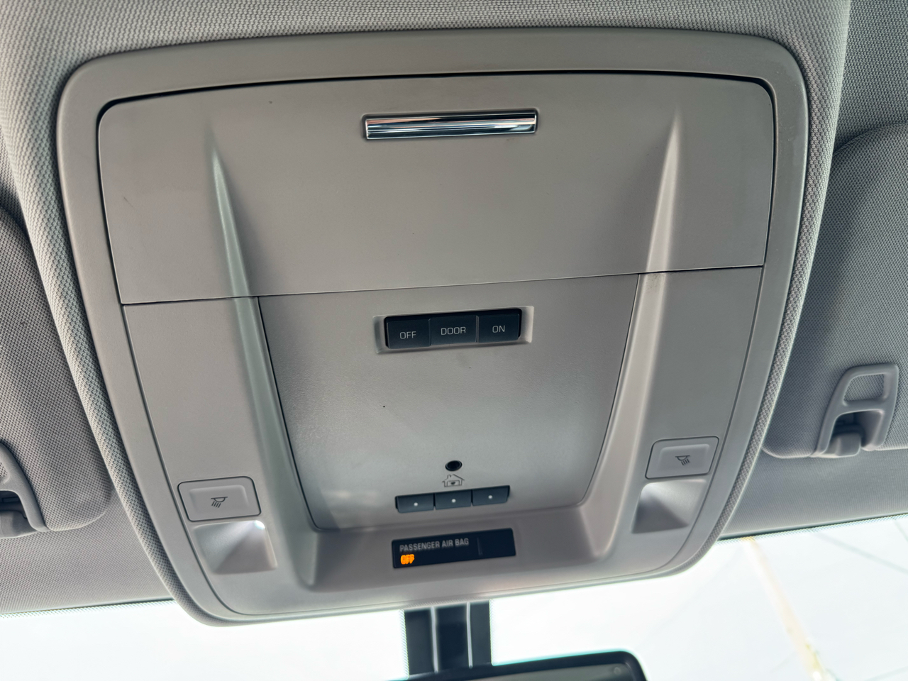 GMC Sierra 1500 4WD Crew Cab 143.5" SLT 2014