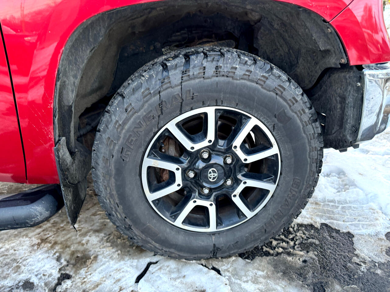 Toyota Tundra 4WD Truck Double Cab 5.7L V8 6-Spd AT SR5 (Natl) 2016