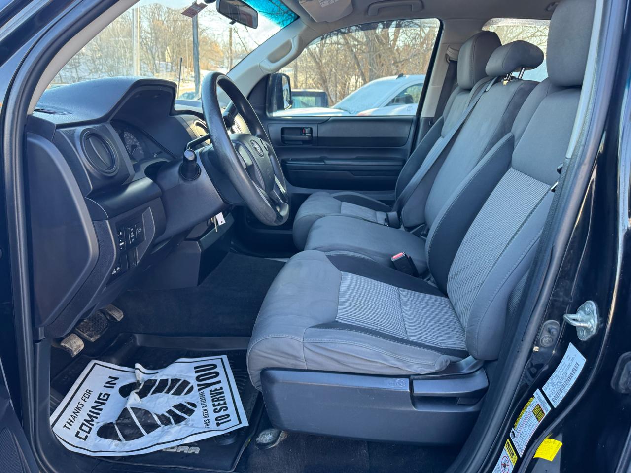 Toyota Tundra 4WD Truck Double Cab 4.6L V8 6-Spd AT SR (Natl) 2016