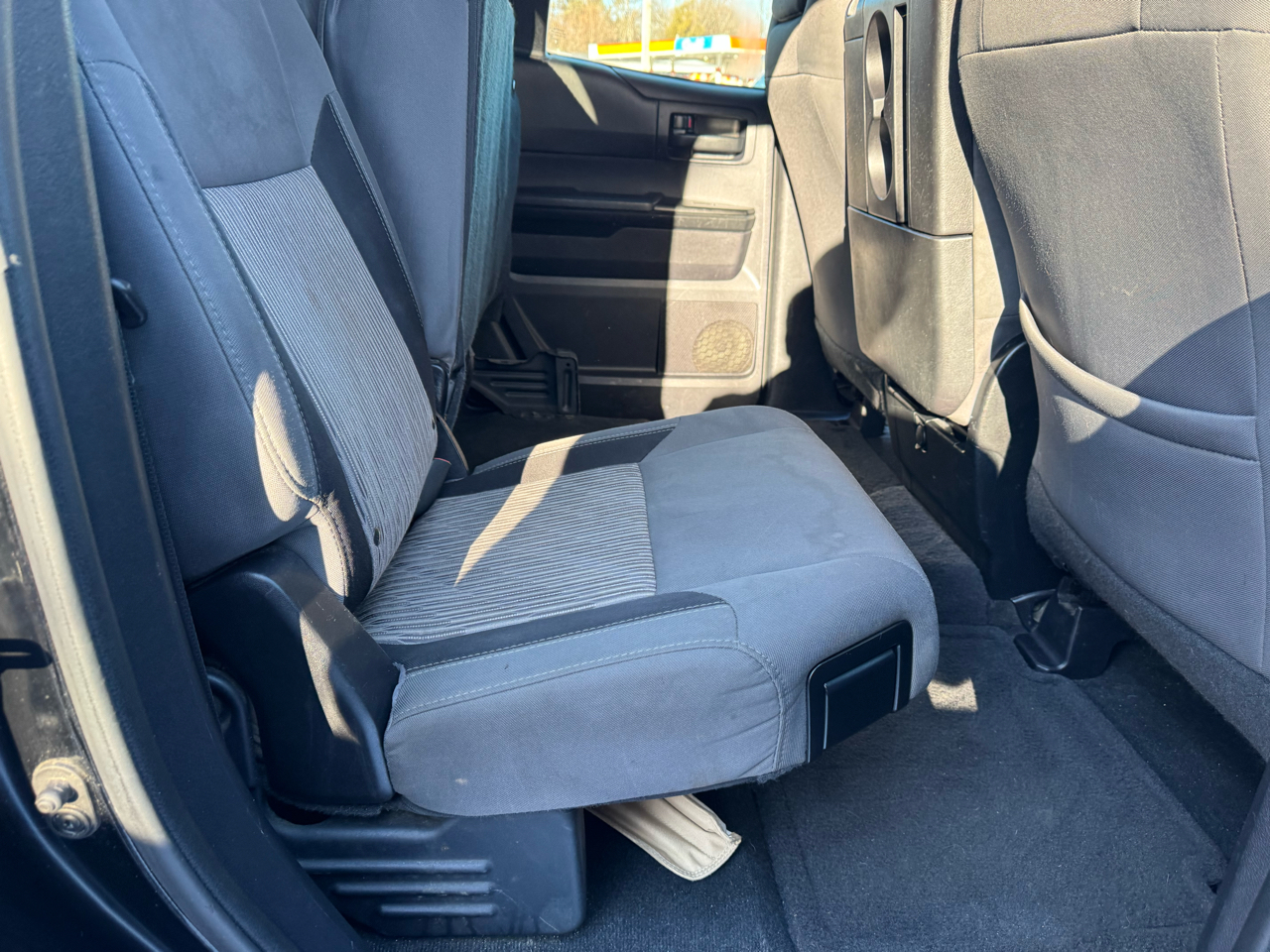 Toyota Tundra 4WD Truck Double Cab 4.6L V8 6-Spd AT SR (Natl) 2016