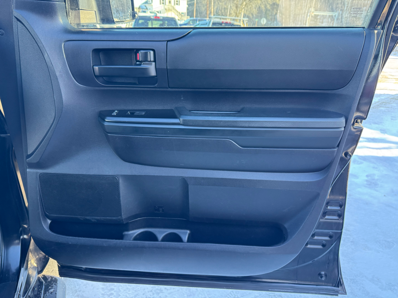 Toyota Tundra 4WD Truck Double Cab 4.6L V8 6-Spd AT SR (Natl) 2016