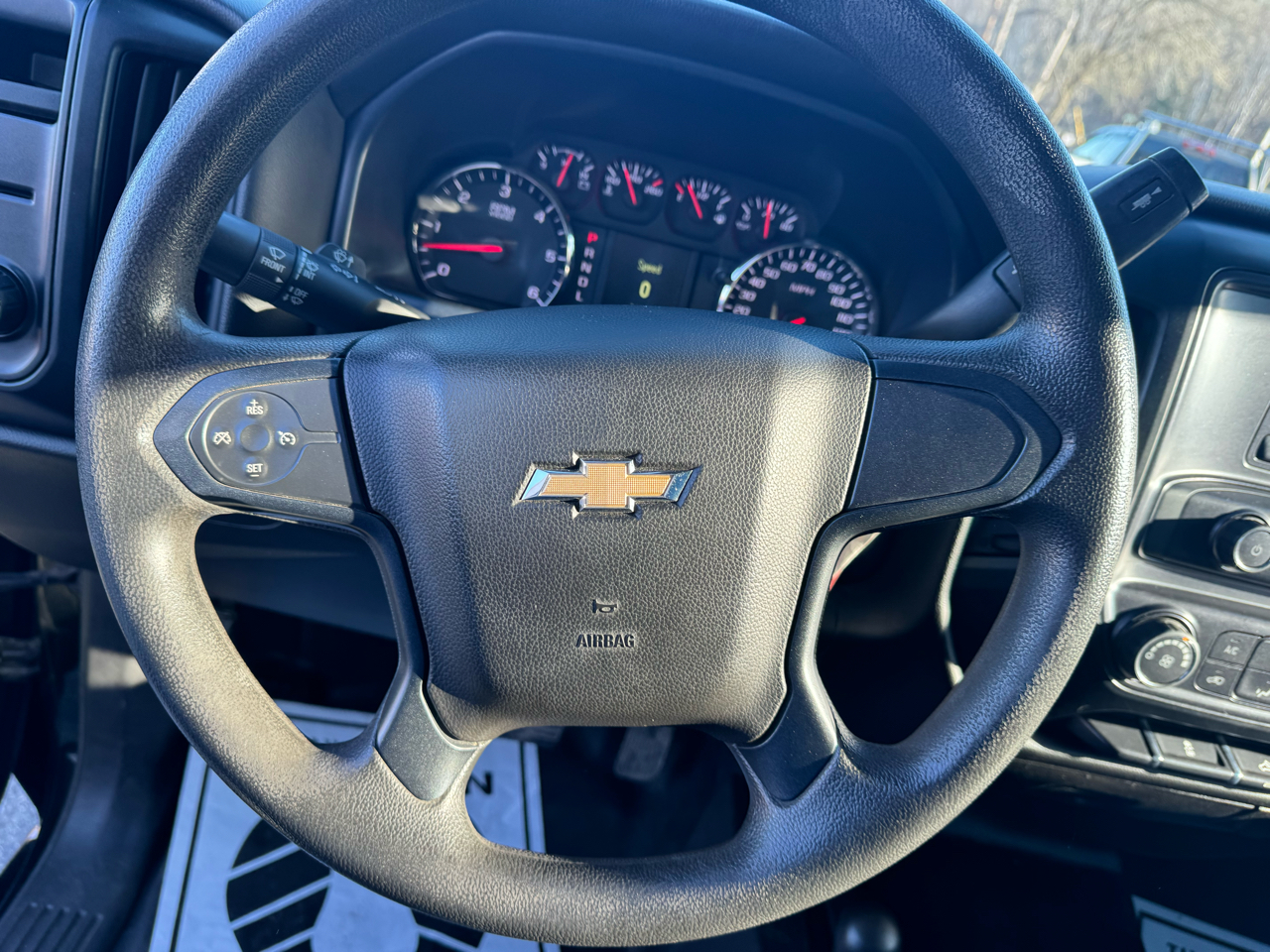 Chevrolet Silverado 1500 4WD Crew Cab 143.5" Work Truck 2017