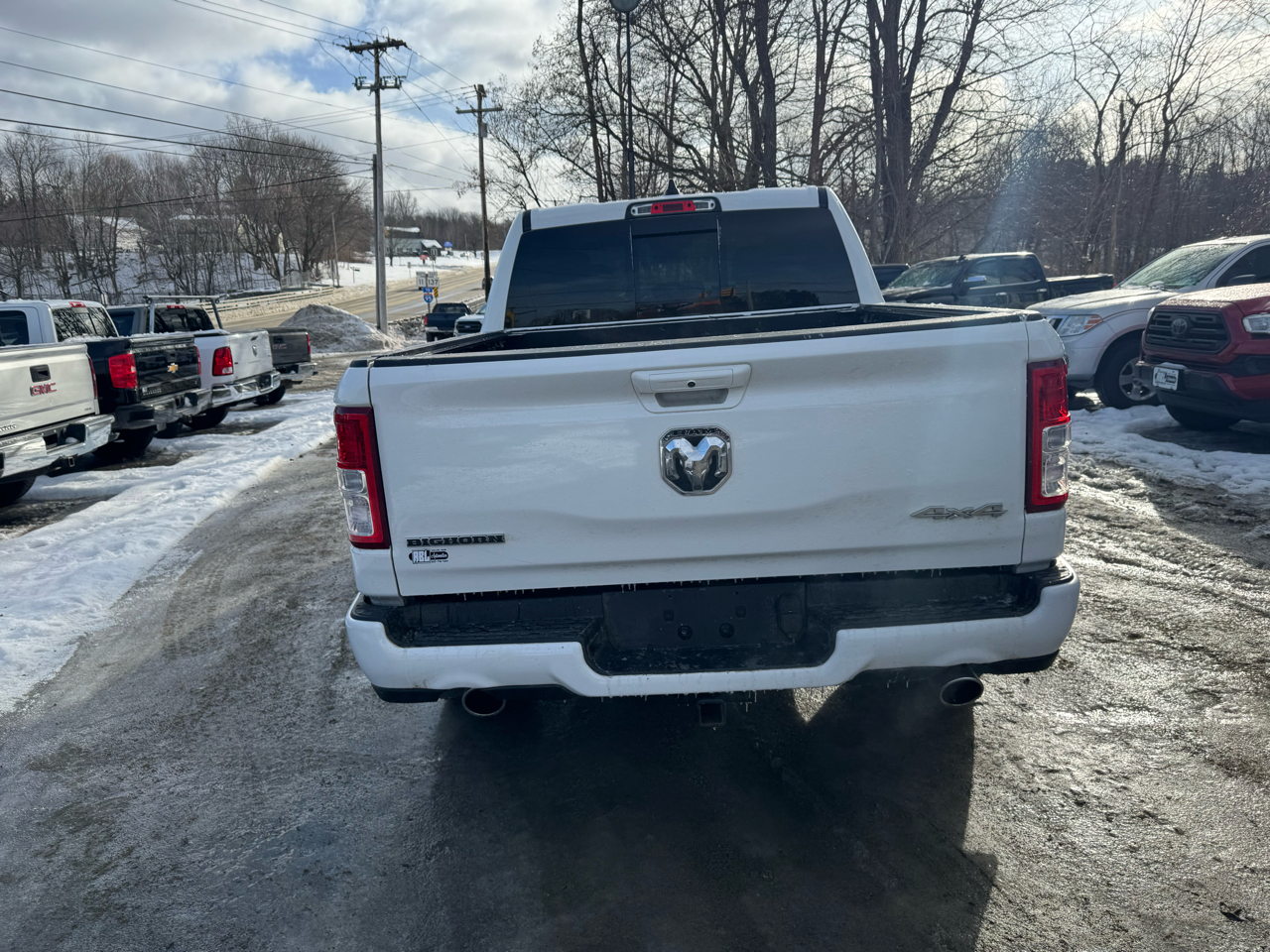 RAM 1500 Big Horn 4x4 Crew Cab 5'7" Box 2020