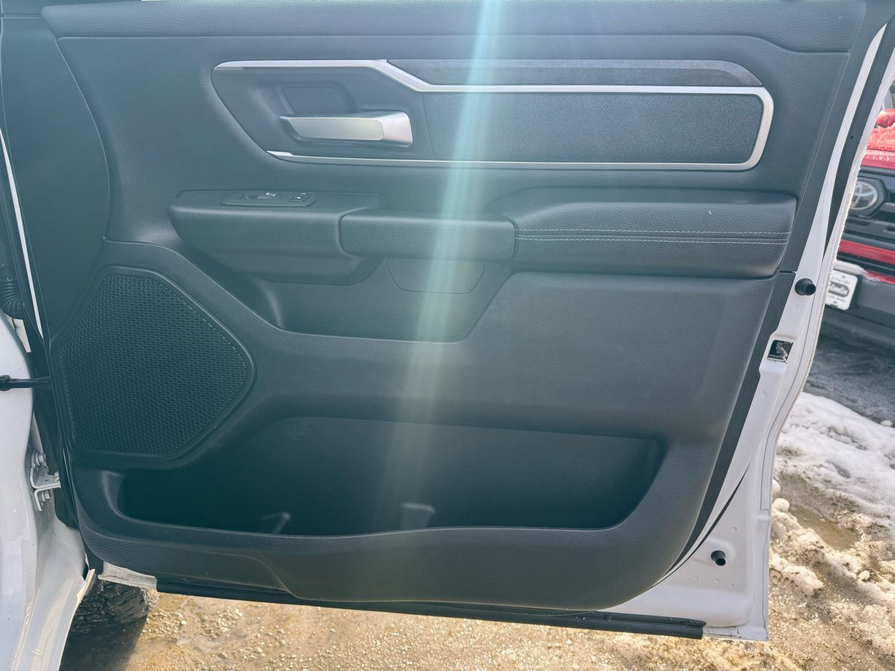 RAM 1500 Big Horn 4x4 Crew Cab 5'7" Box 2020