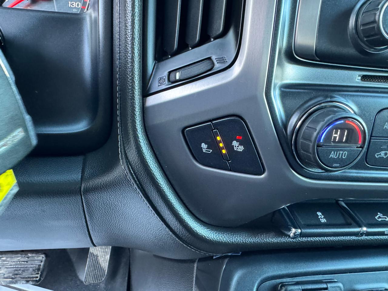 GMC Sierra 1500 4WD Crew Cab 143.5" SLE 2016