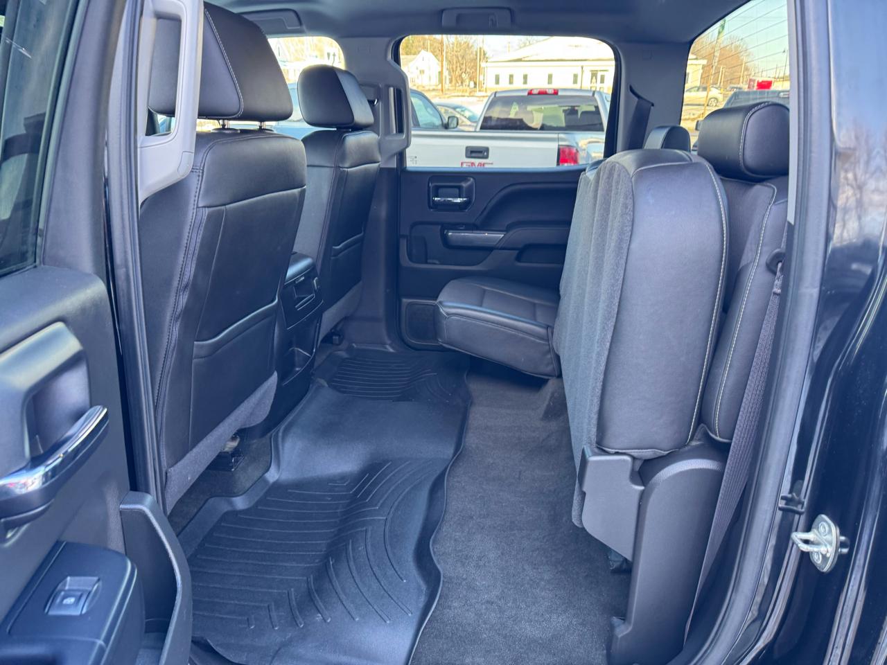 GMC Sierra 1500 4WD Crew Cab 143.5" SLE 2016