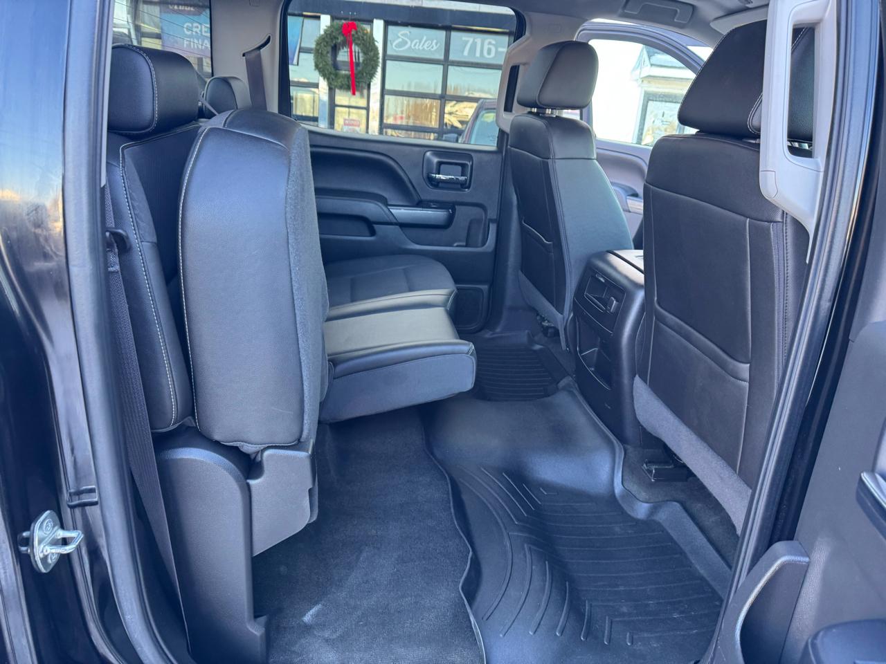 GMC Sierra 1500 4WD Crew Cab 143.5" SLE 2016