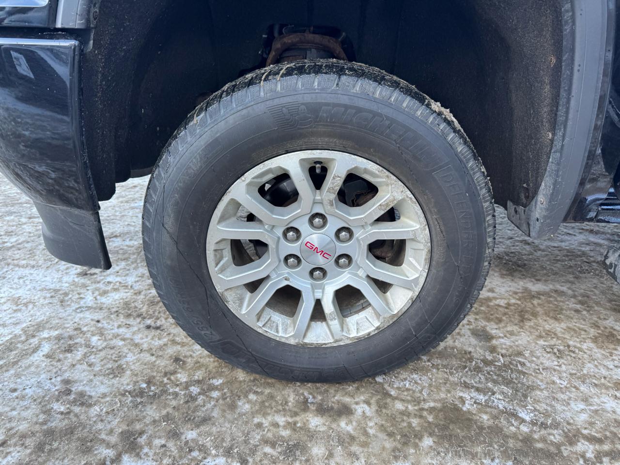 GMC Sierra 1500 4WD Crew Cab 143.5" SLE 2016