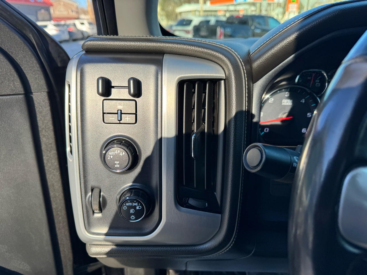 GMC Sierra 1500 4WD Double Cab 143.5" SLE 2018