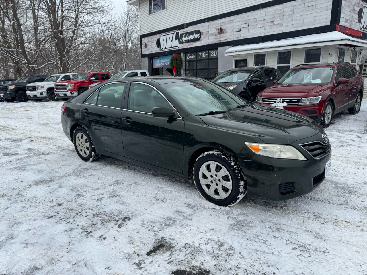 Toyota Camry 4dr Sdn I4 Auto LE (Natl) 2010