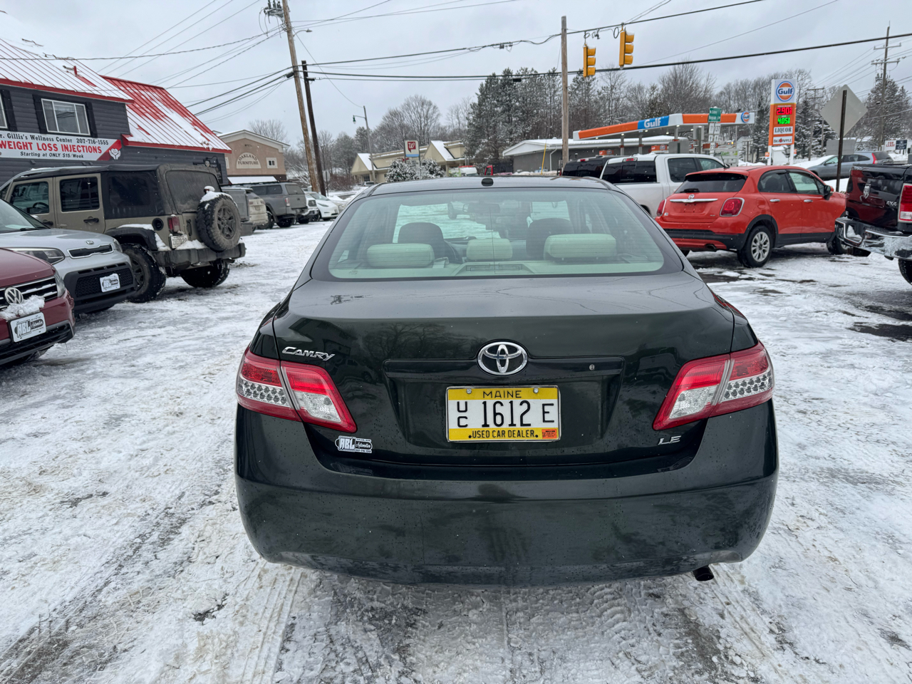 Toyota Camry 4dr Sdn I4 Auto LE (Natl) 2010