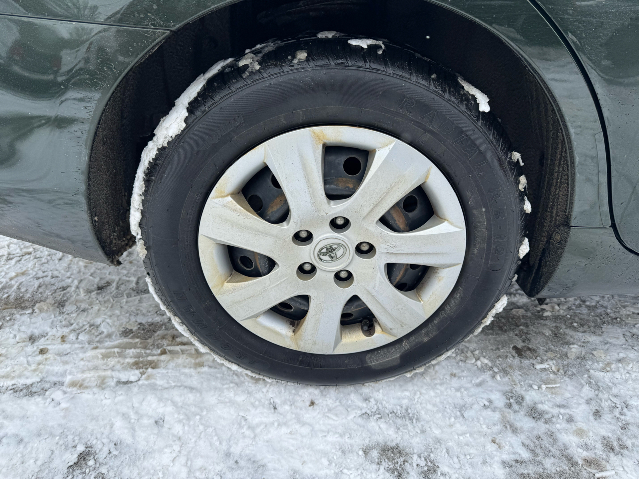 Toyota Camry 4dr Sdn I4 Auto LE (Natl) 2010