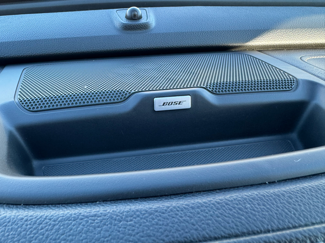 GMC Canyon 4WD Crew Cab 128.3" SLT 2018