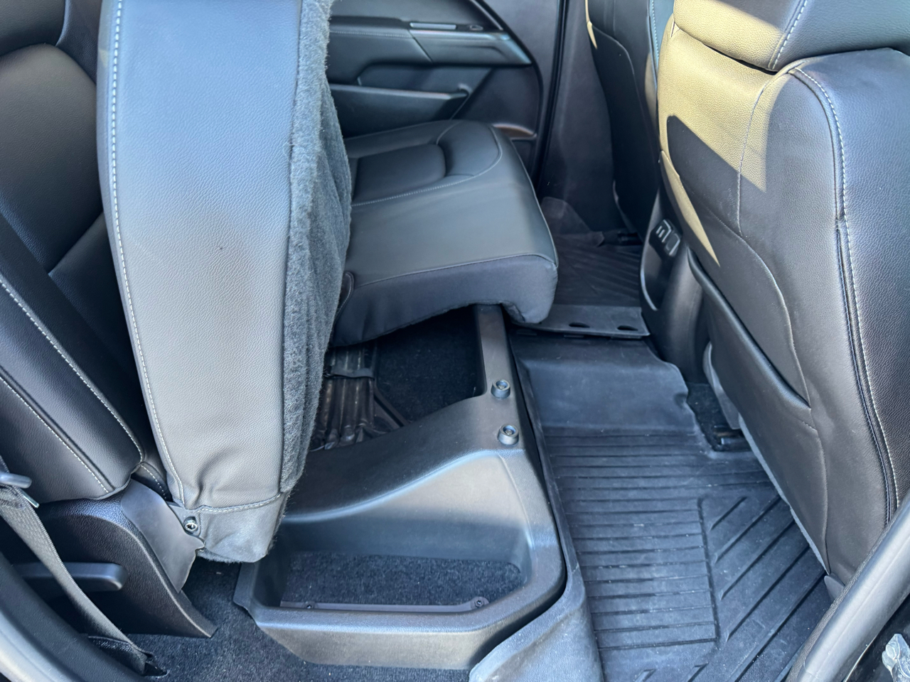 GMC Canyon 4WD Crew Cab 128.3" SLT 2018