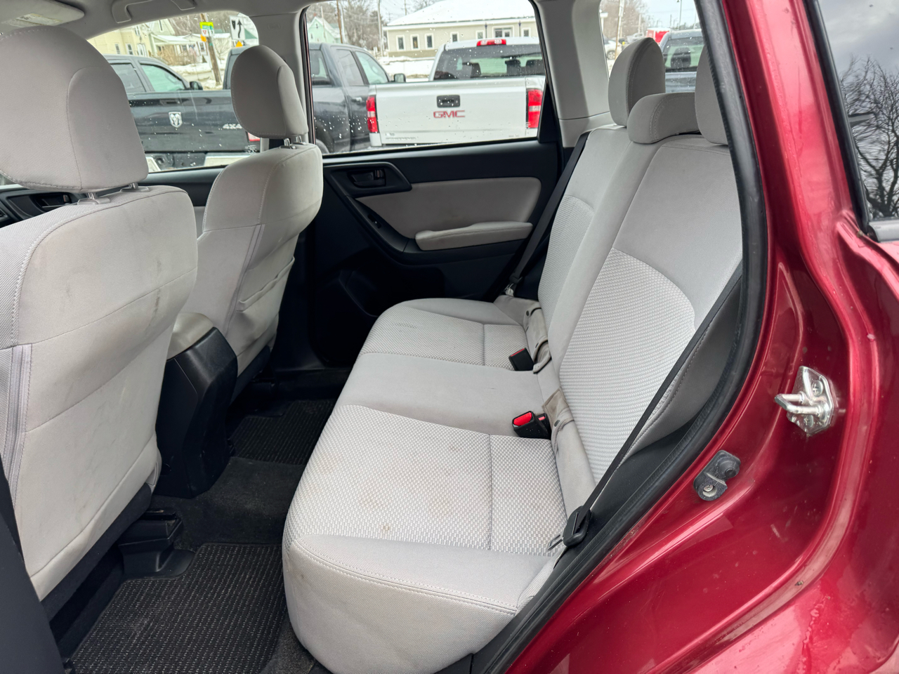 Subaru Forester 4dr Man 2.5i PZEV 2015