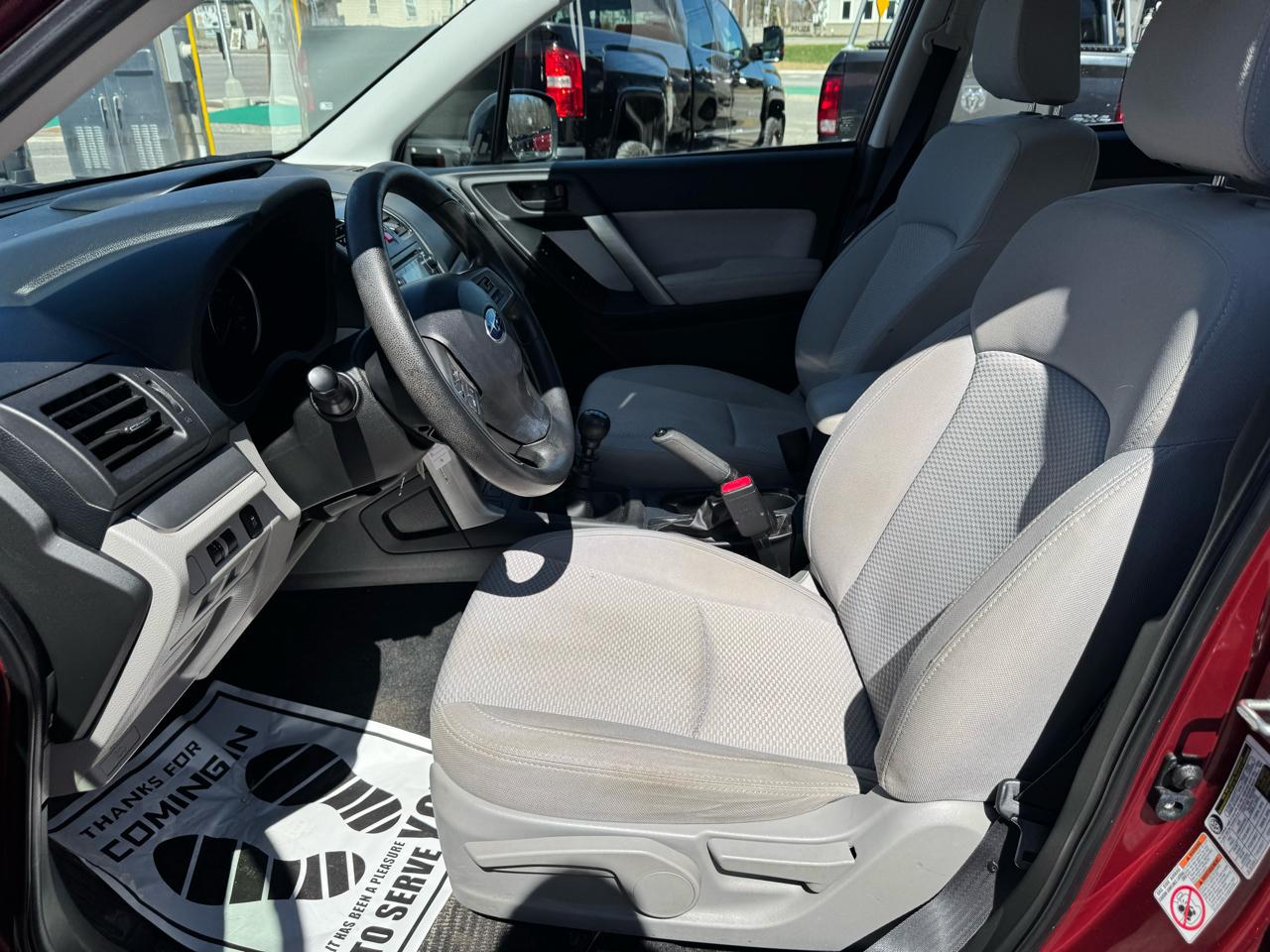 Subaru Forester 4dr Man 2.5i PZEV 2015