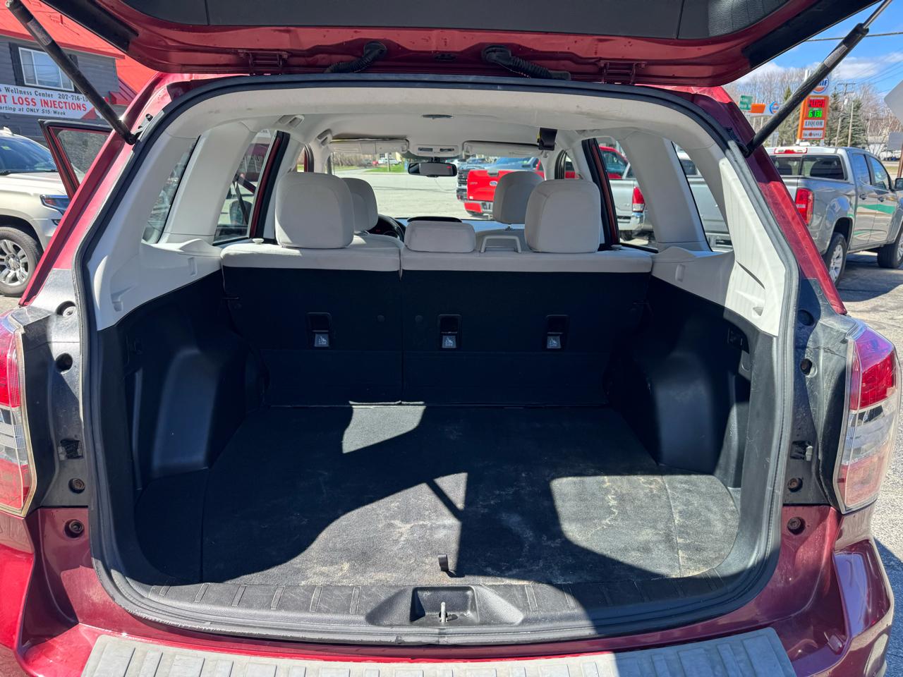 Subaru Forester 4dr Man 2.5i PZEV 2015