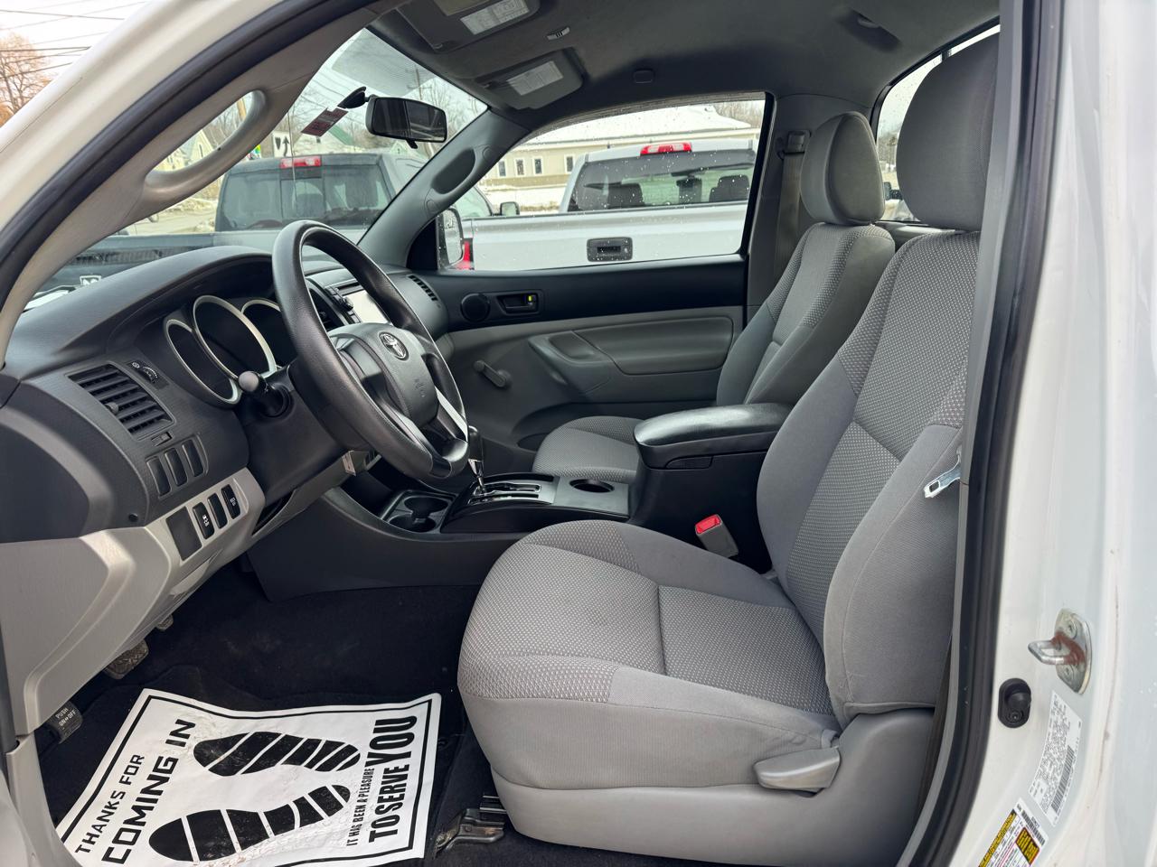 Toyota Tacoma 4WD Reg Cab I4 AT (Natl) 2013