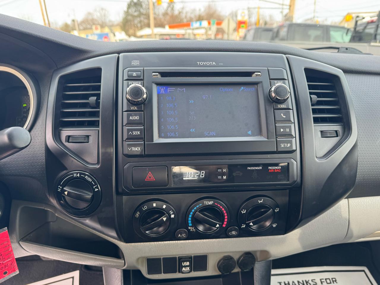 Toyota Tacoma 4WD Reg Cab I4 AT (Natl) 2013