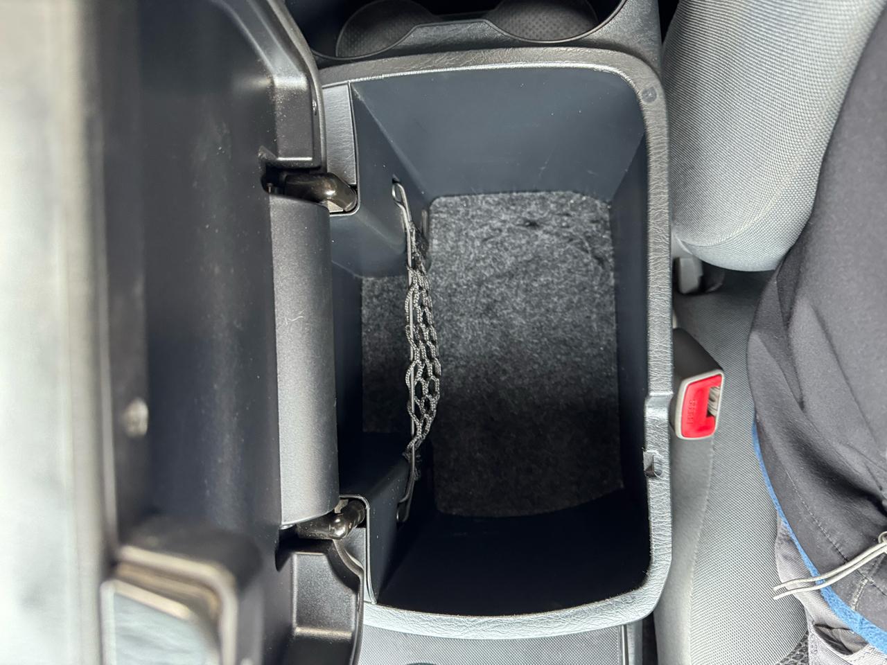 Toyota Tacoma 4WD Reg Cab I4 AT (Natl) 2013