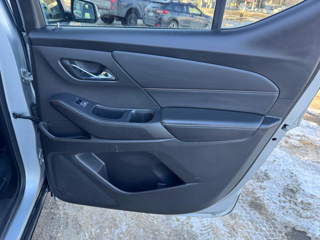 Chevrolet Traverse AWD 4dr RS 2021