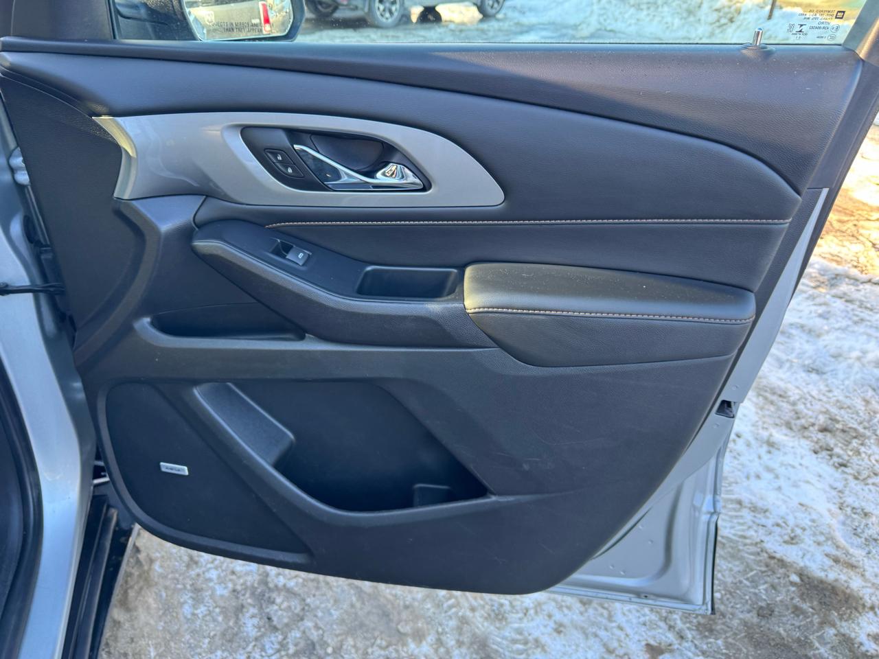 Chevrolet Traverse AWD 4dr RS 2021