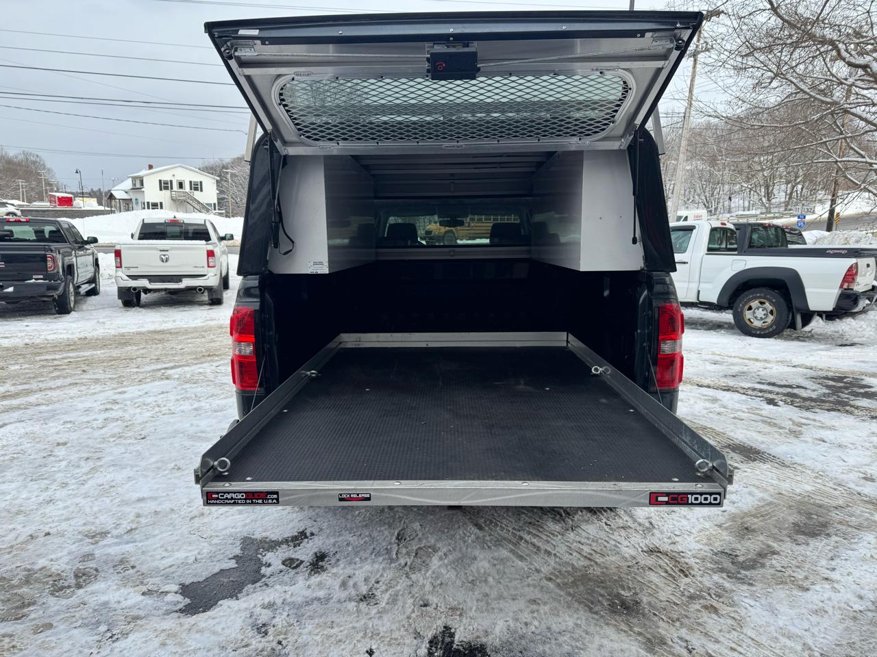 GMC Sierra 1500 4WD Double Cab 143.5" SLE 2017