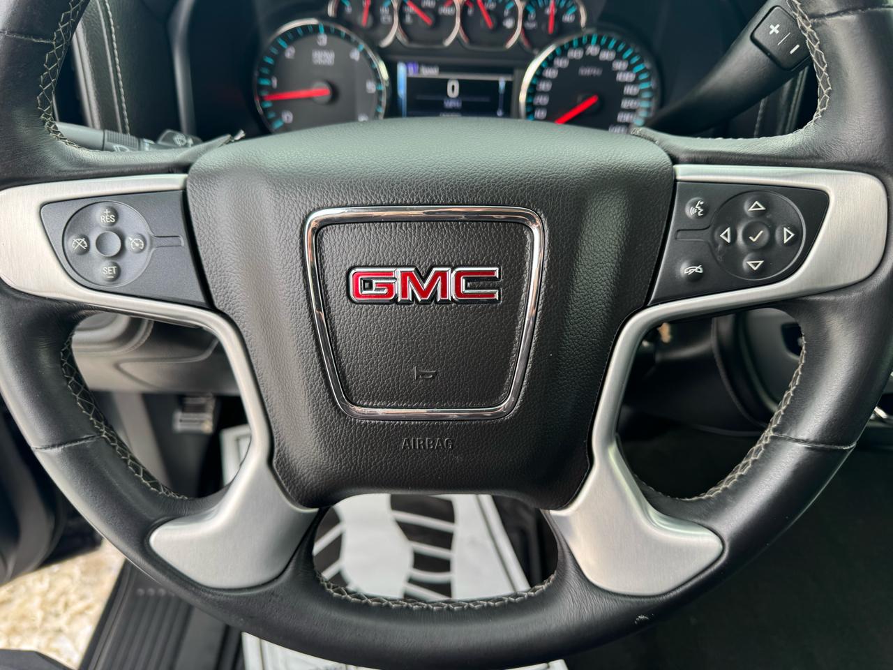 GMC Sierra 1500 4WD Double Cab 143.5" SLE 2017