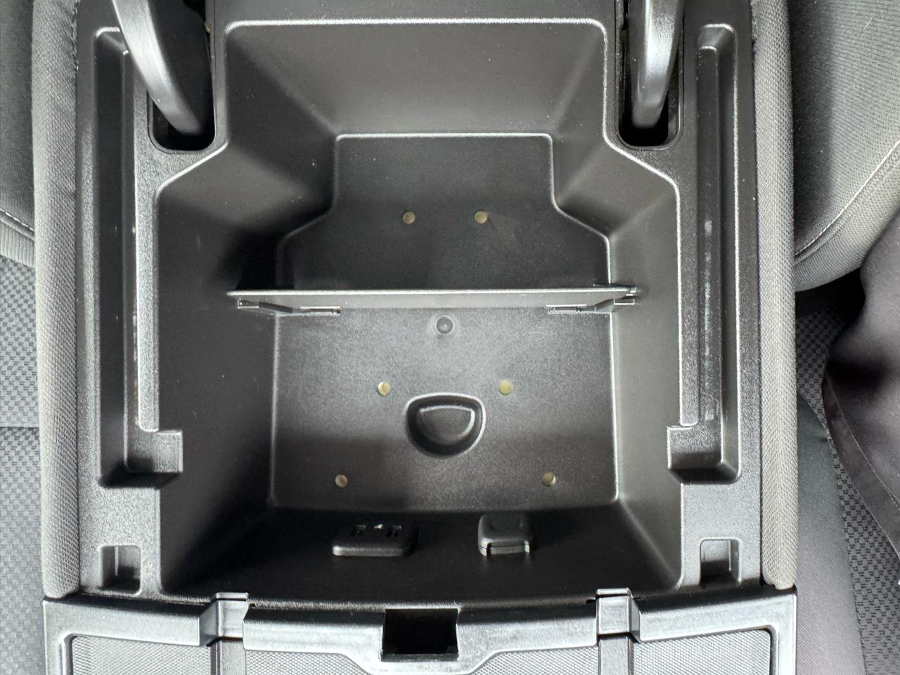 GMC Sierra 1500 4WD Double Cab 143.5" SLE 2017