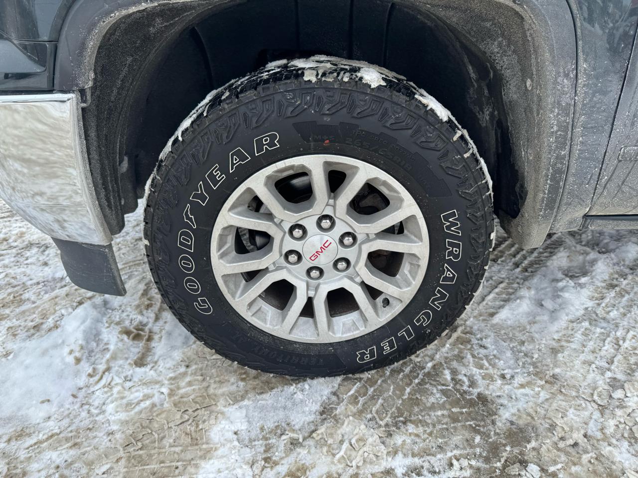 GMC Sierra 1500 4WD Double Cab 143.5" SLE 2017