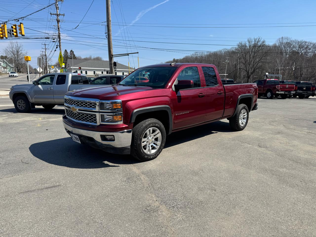 2015 Chevrolet Silverado 1500 4WD Double Cab 143.5" LT w/1LT