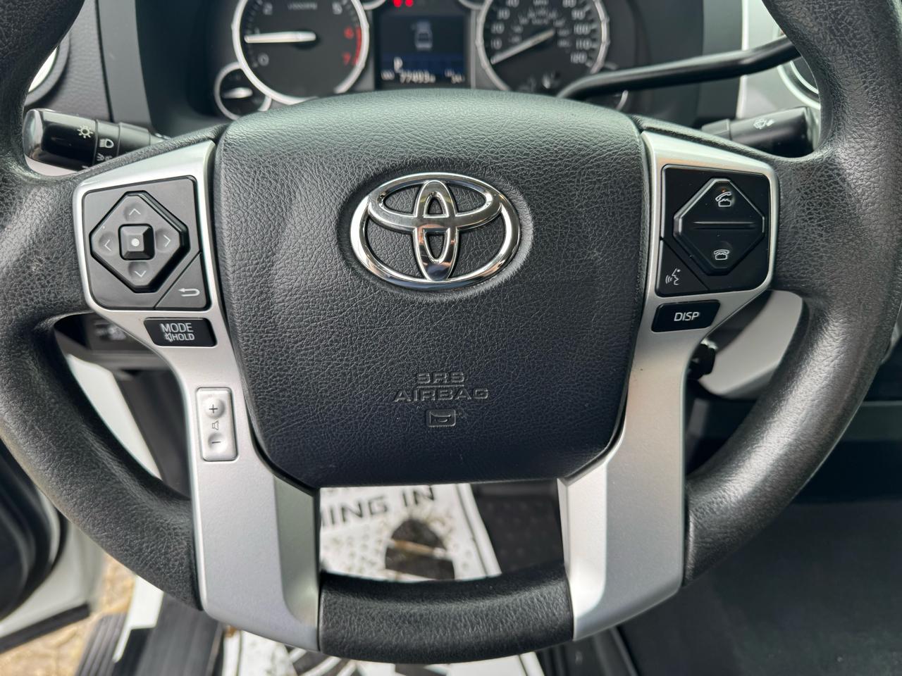 Toyota Tundra 4WD Truck Double Cab 5.7L V8 6-Spd AT SR5 (Natl) 2016