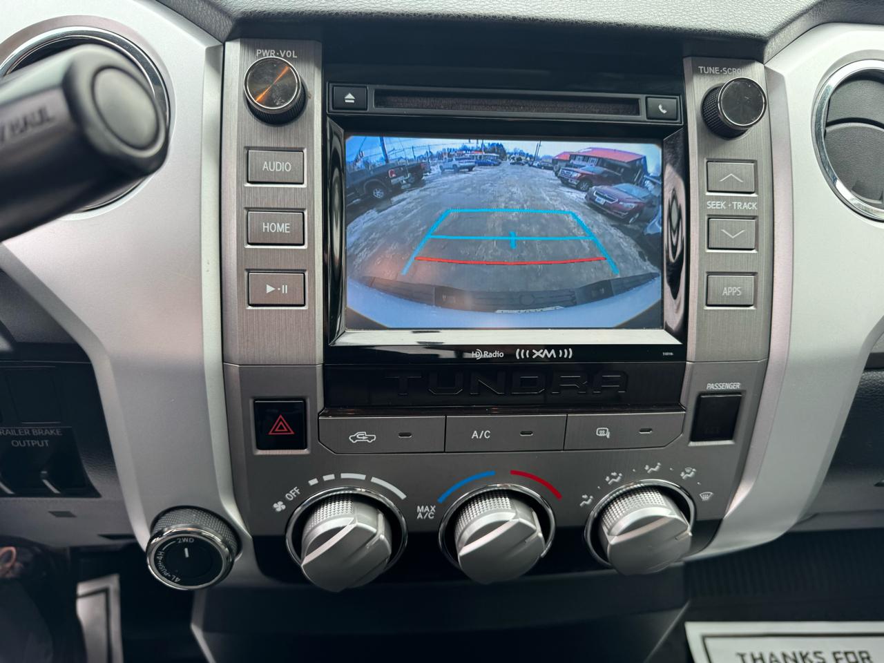 Toyota Tundra 4WD Truck Double Cab 5.7L V8 6-Spd AT SR5 (Natl) 2016