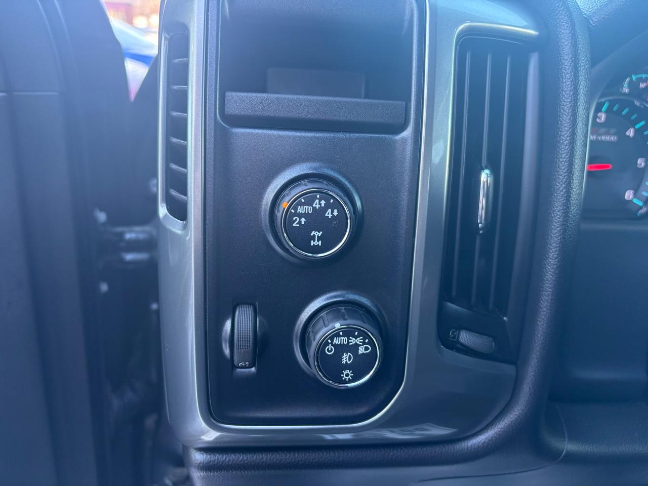 Chevrolet Silverado 1500 4WD Double Cab 143.5" LT w/2LT 2016